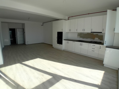 Apartament Bloc NOU | 3 camere | 100 MP | 100000 euro