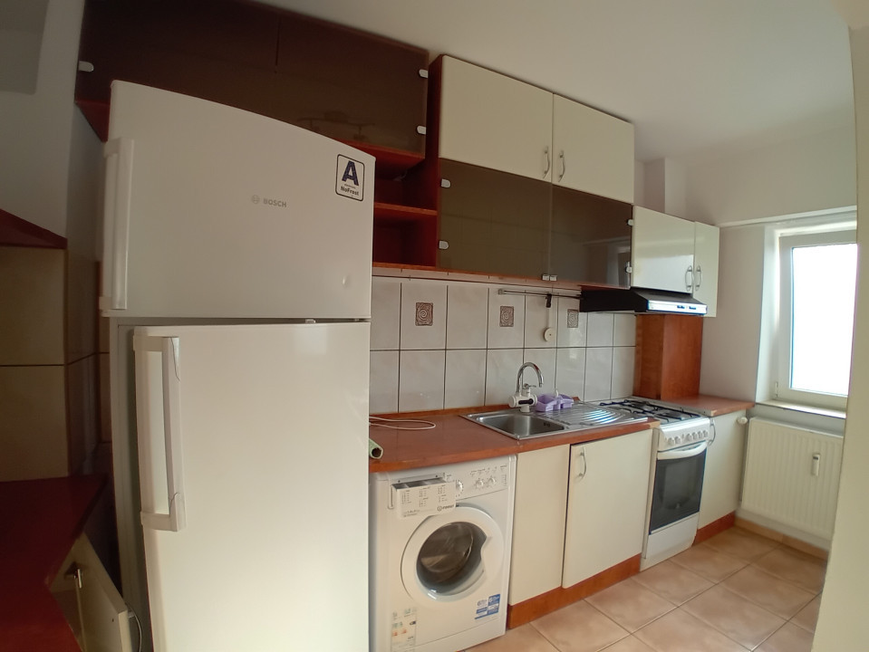 Apartament de inchiriat | Zona centrala | 350 EURO