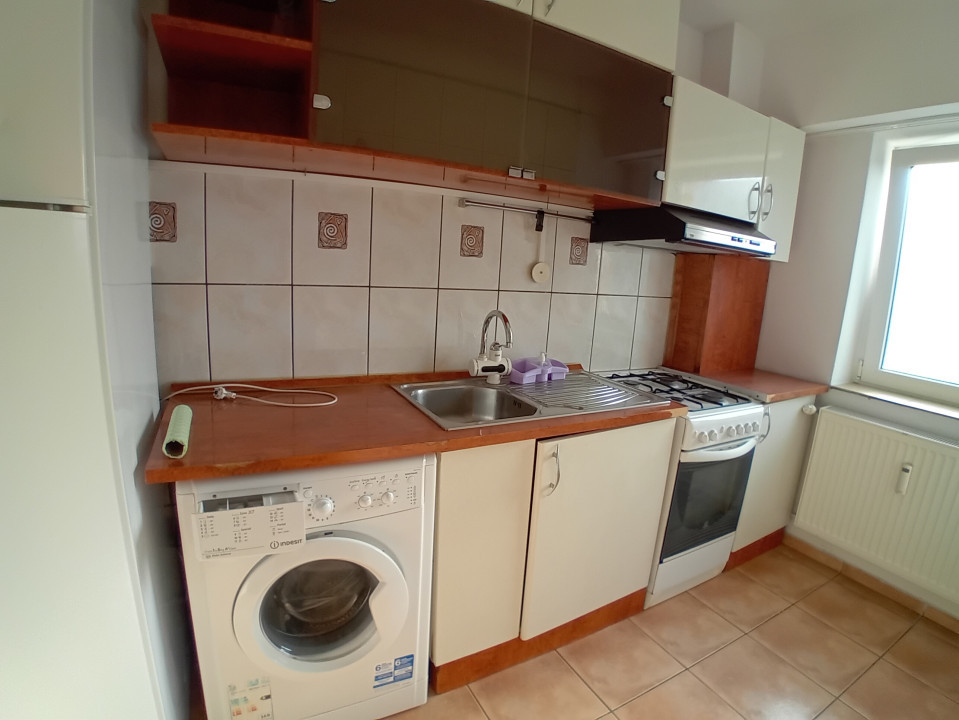 Apartament de inchiriat | Zona centrala | 350 EURO