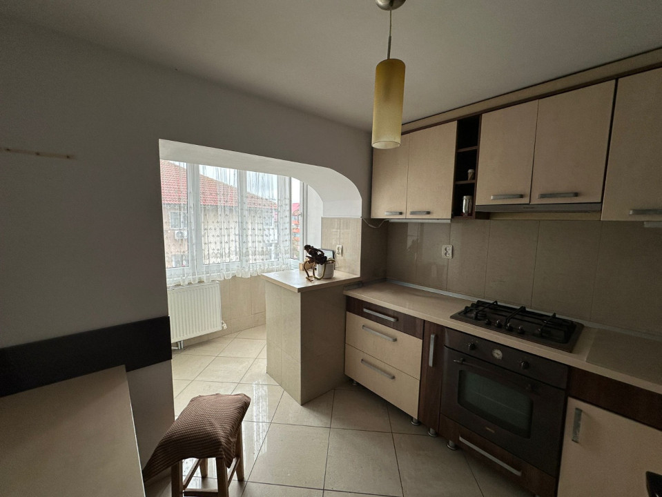 Apartament 3 camere | 68 mp | Zona centrala | 64.000 EURO