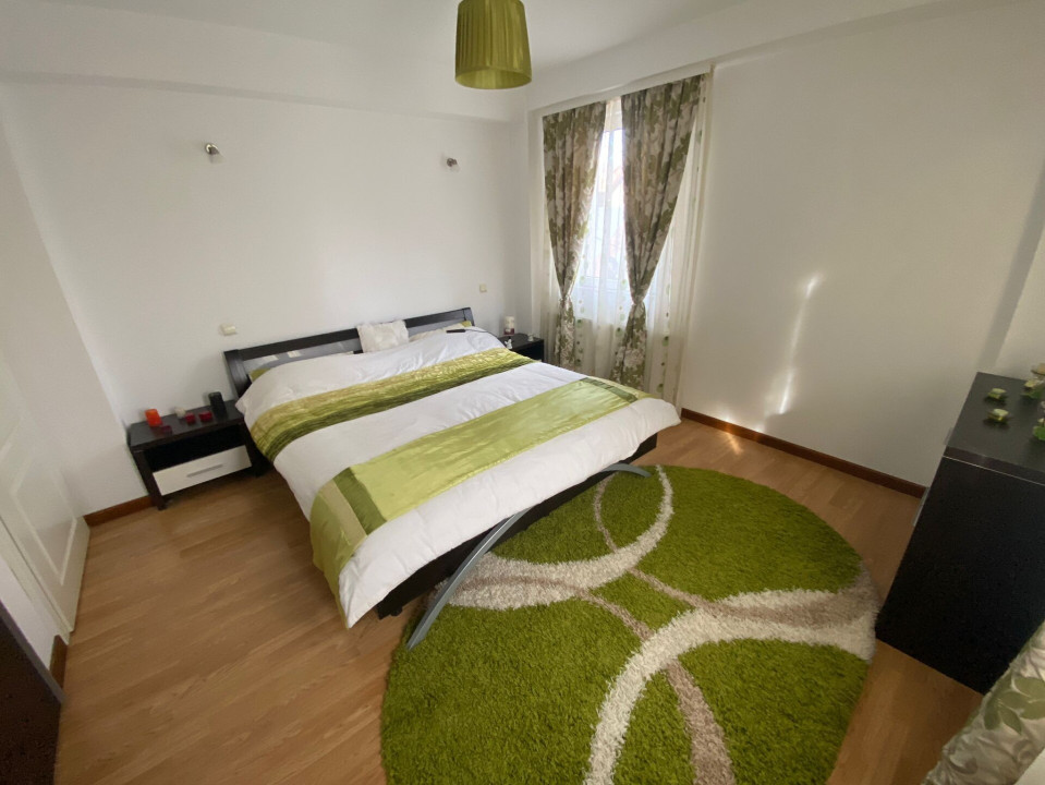 Apartament de vanzare-Mihai Viteazul (deasupra la UNICARM)