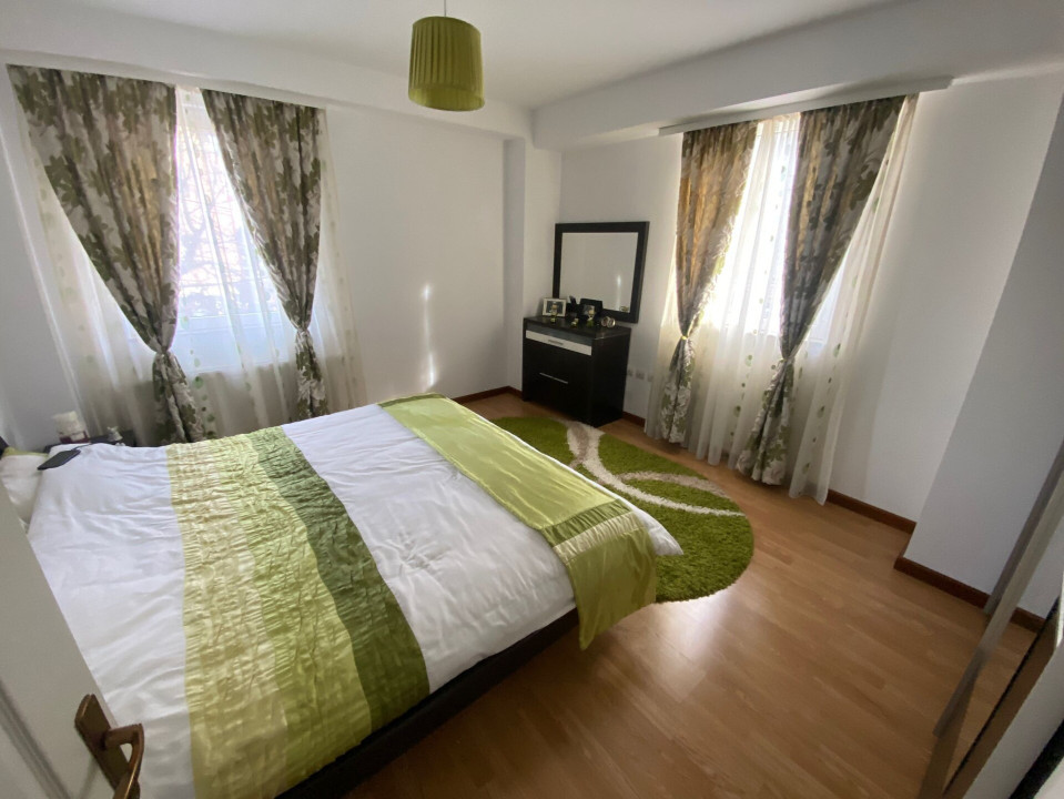 Apartament de vanzare-Mihai Viteazul (deasupra la UNICARM)