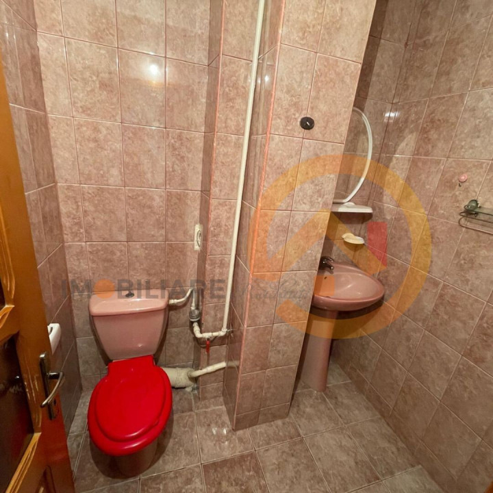 APARTAMENT CU 4 CAMERE - ETAJ 1!