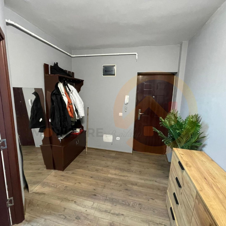 APARTAMENT MOBILAT SI UTILAT - BLOC NOU!