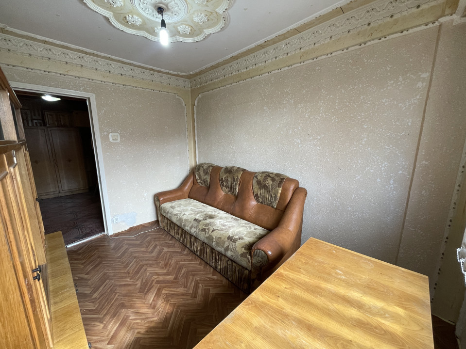 Apartament 3 camere | Str. Grănicerului | Etaj 4