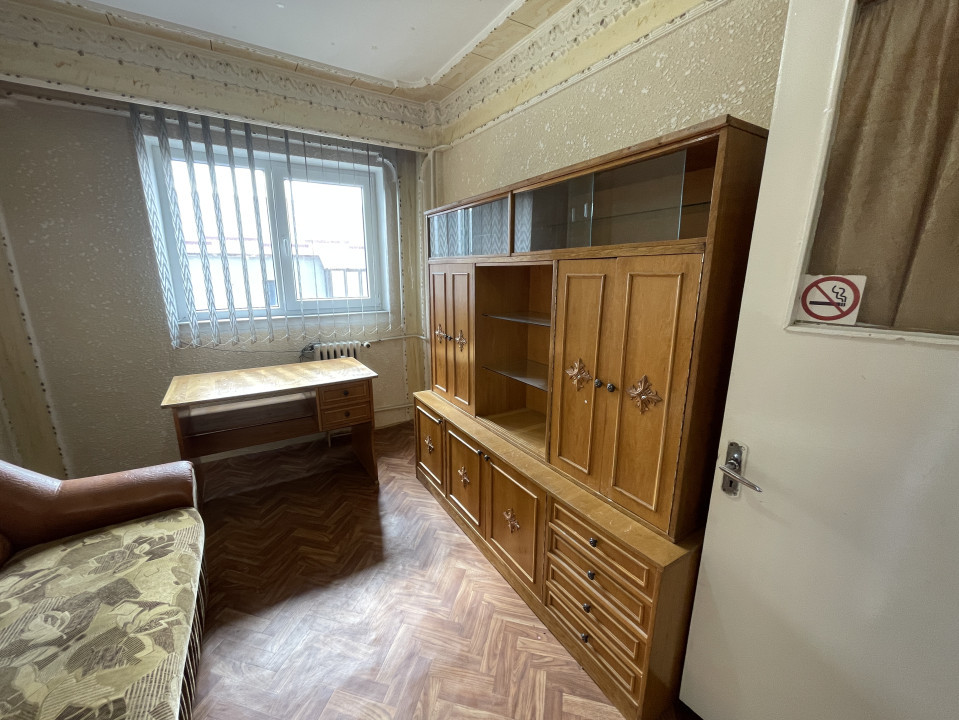 Apartament 3 camere | Str. Grănicerului | Etaj 4