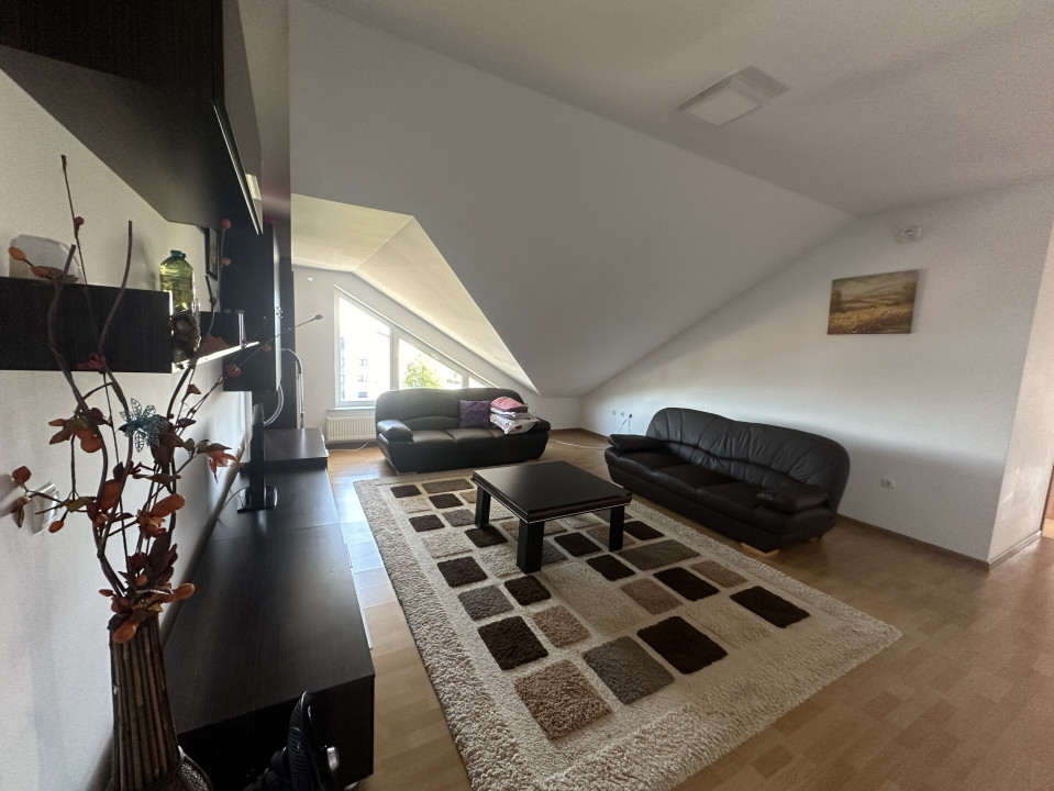 Apartament cu 3 Camere și Loc de Parcare - 80 m