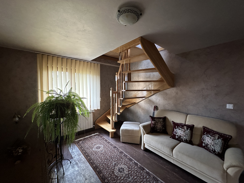 Vilă Spațioasă | 6 camere | 900 mp teren