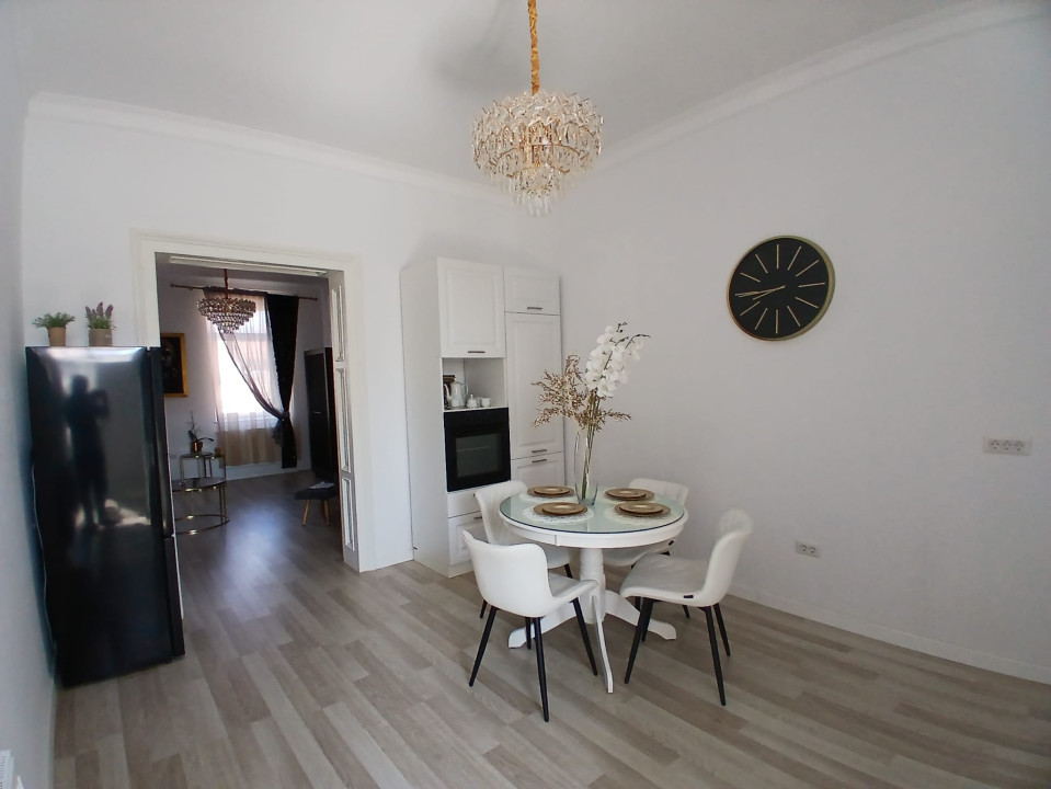 Apartament tip casa| 5 camere|Str. Pictor Grigorescu