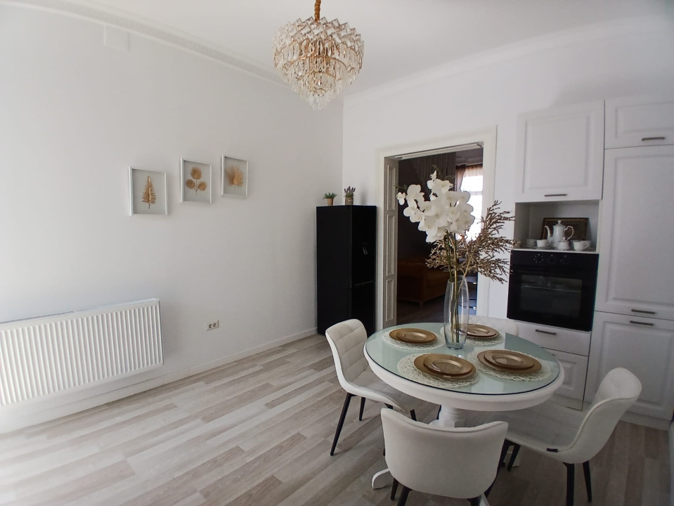 Apartament tip casa| 5 camere|Str. Pictor Grigorescu